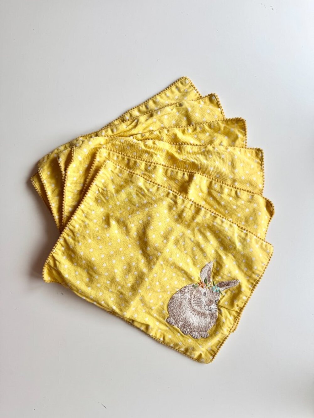 Lot of 6 TABITHA WEBB Yellow Polka Dot 100% Cotton Embroidered Bunny Placemats